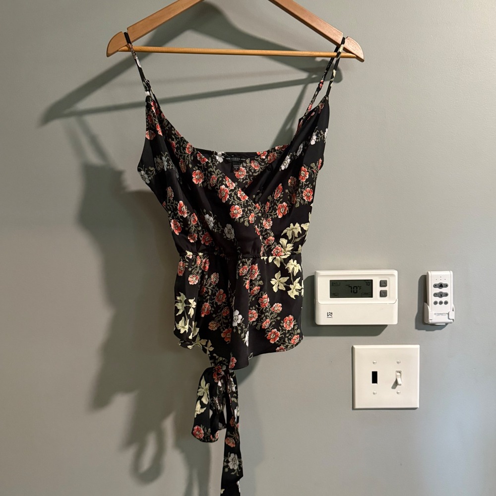 Guess Los Angeles Floral Black Cami Top Wrap Tie Spaghetti Strap Size Small Y2K